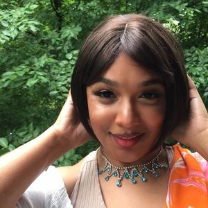 Vintage Cerulean Blue / Aqua Rhinestone Necklace